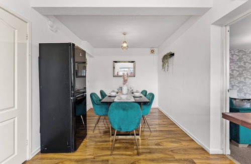 Belluton House | Large Bristol House - Games room&nbsp;-&nbsp;Parking