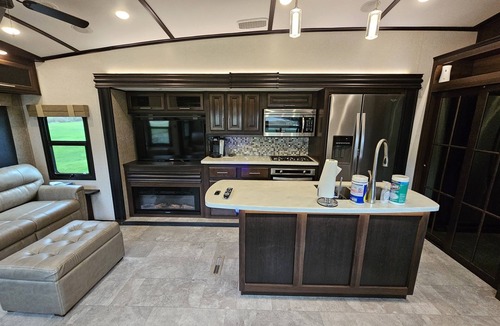 Riggins House | Large Camper Massage seats cornhole Backyard Parking A/C