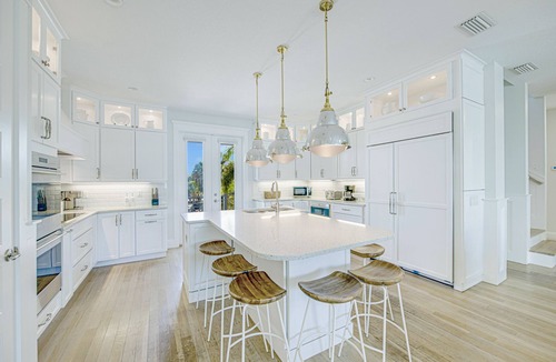 Anna Maria House | Large Canal Front Family Rental on Anna Maria with Pool, Dock and Mini Golf!