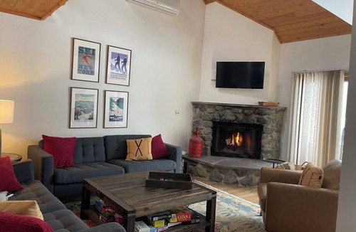 Windham House | Large Catskill townhome steps from skiing w/pool