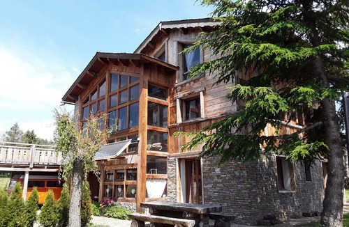 Superbolquere Ski Chalet | Large chalet for 12 people