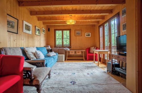 Barboleusaz Ski Chalet | Large chalet located a few minutes walk from the Place de la Barboleuse, the train station, shops an