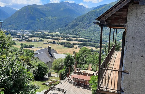 Camparan House | Large character house with breathtaking views over the Aure valley