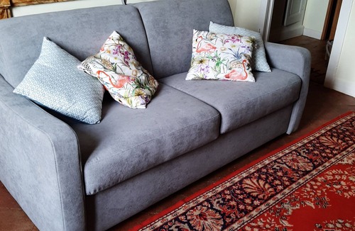 Cordes-sur-Ciel Apartment | Large charming studio