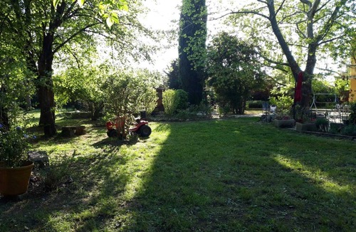 Loriol-du-Comtat House | Large charming house with private pool on large shady park