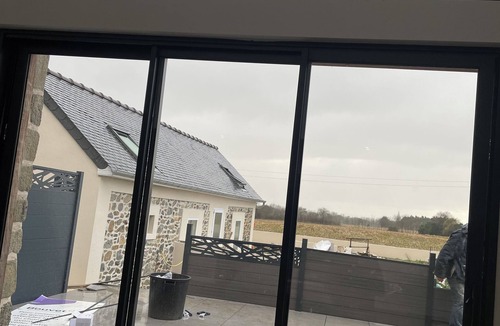 Hillion House | Large charming gîte with jacuzzi