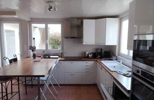 Cheille House | Large charming house between town and countryside