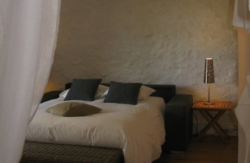 Les 3 Cites House | Large charming property with pool and river