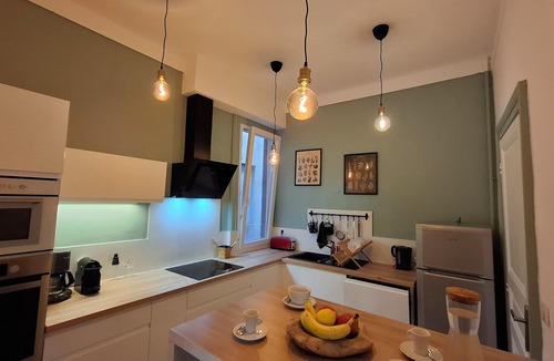 Gares Apartment | Large city center apartment