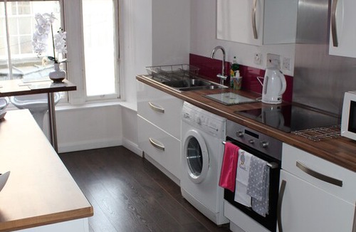 Perth Apartment | Large City Centre Apartment