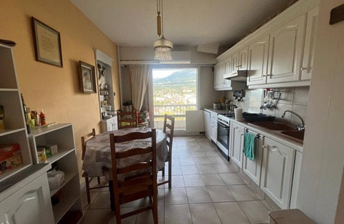 Aix-les-Bains Apartment | Large "classic" apartment, breathtaking view. Tennis court and swimming pool nearby.