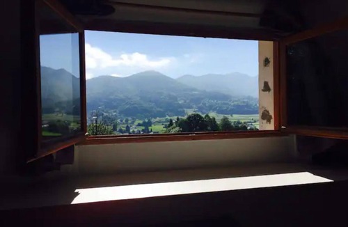 Bagneres-de-Bigorre House | Large, comfortable house in Bagneres