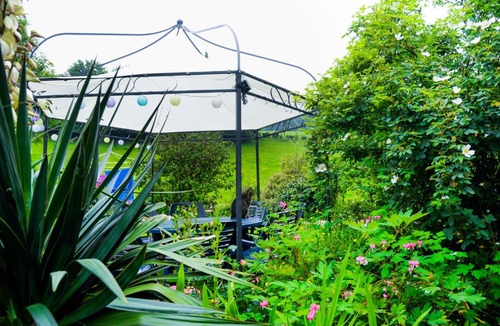 Saint-Maur-des-Bois House | Large Comfortable Annex. Sleeps 4.