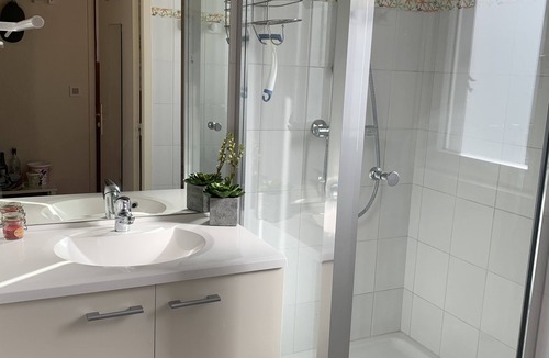 Esquieze-Sere Apartment | Large, comfortable apartment