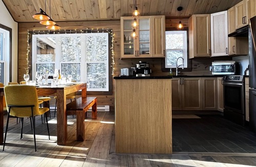 Entrelacs Ski Chalet | Large comfortable chalet 4 bedrooms | Between ski and forest | Telecommuting possibilities