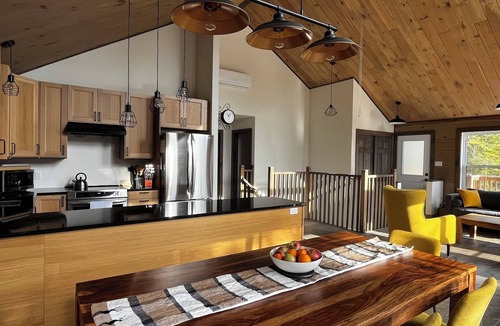 Entrelacs Ski Chalet | Large comfortable chalet 4 bedrooms | Between ski and forest | Telecommuting possibilities