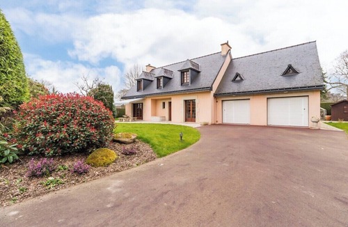 Graces House | Large comfortable house for 9 people