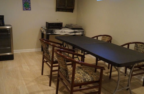 Ampere House | Large Comfortable Private Cozy 1BR steps from NYC!