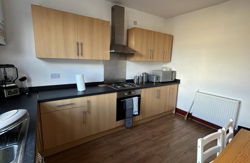 Crofton Park House | Large Comfy House Easy Access to Central London