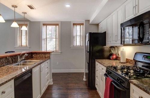 Asheville Condo | Large Condo Near Biltmore Estate