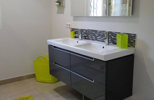 Cabries Villa | Large contemporary villa with swimming pool, between Aix-En-Provence and Marseille