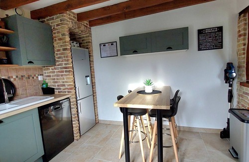 Lacres House | Large, cosy gîte for 12 people, ideal for family holidays