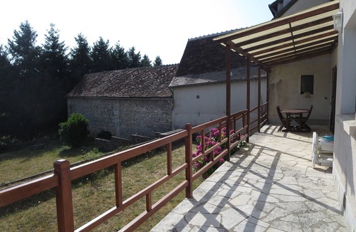 Lurais House | Large Cottage for 4 persons at river in an ancient small village, with terrace and garden