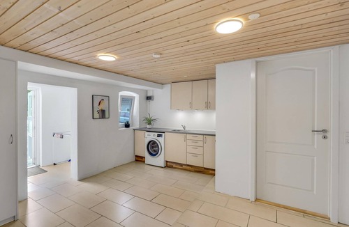 Molby House | Large cottage with table tennis and several, family-friendly activities.