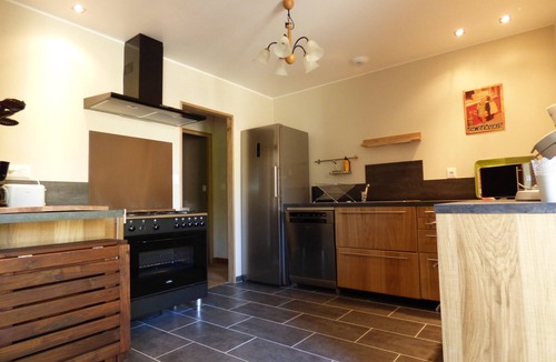 Donnay House | Large country cottage