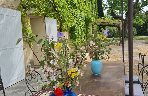 Orange House | Large country house with swimming pool