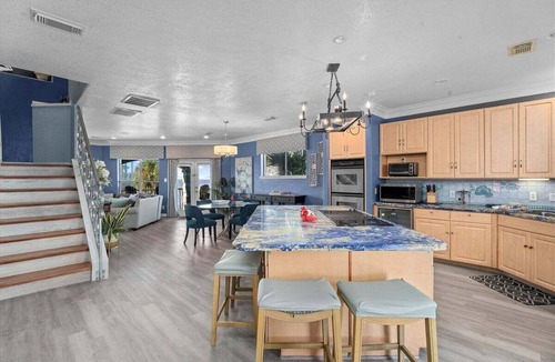 Terramar Beach House | Large Deck | Sleeps 14 | On the Canal
