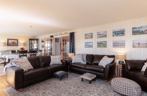 Portnahaven House | Large Detached Ocean Front House with Stunning Views