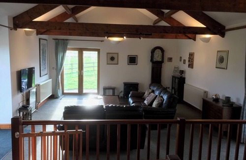 Saint Blazey House | Large Detached "upside Down" Barn, dog friendly with 1 acre enclosed paddock.