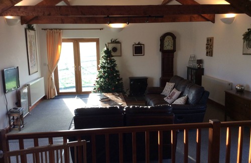 Saint Blazey House | Large Detached "upside Down" Barn, dog friendly with 1 acre enclosed paddock.