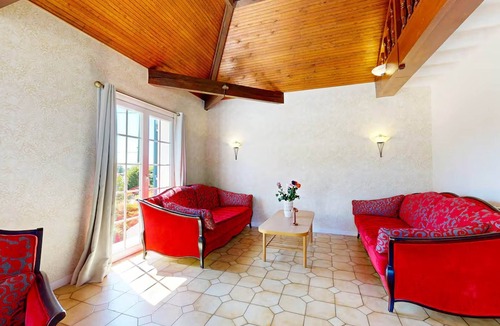 Saint-Sauveur Villa | Large detached villa Bergerac