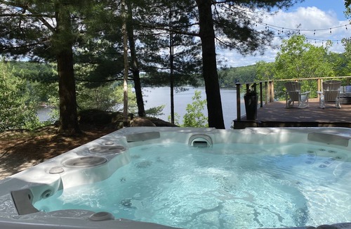 Windermere Cottage | Large Dock, Hot Tub, Private Beach w Water Toys