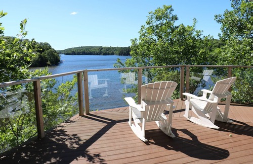 Windermere Cottage | Large Dock, Hot Tub, Private Beach w Water Toys