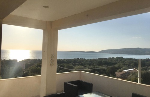 Olmeto Apartment | LARGE DUPLEX APARTMENT, panoramic view. quiet.