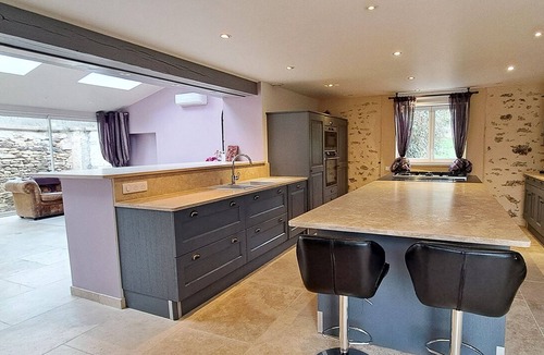Les Houches House | Large estate comprising 2 gîtes with SWIMMING POOL, Cinema, Spa, Jacuzzis, Billiards.