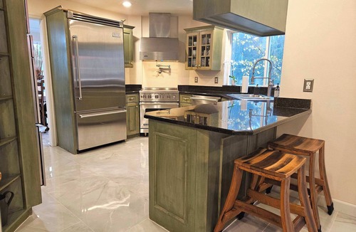 Snohomish House | Large Estate Venue 2 hot tubs 2 treehouses