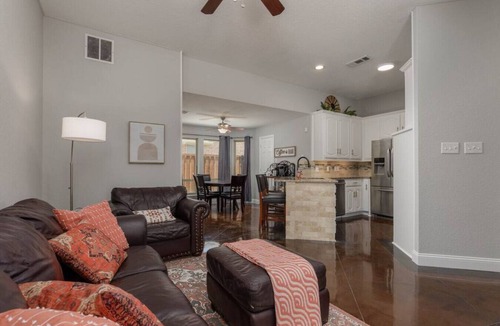 Keller Apartment | Large Executive Family Home with Pool near DFW Airport