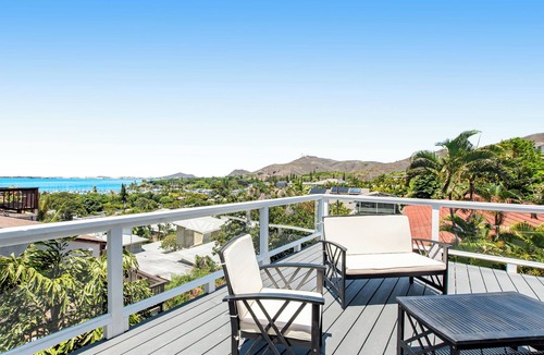 Kaneohe House | Large Executive Home With Stunning Views