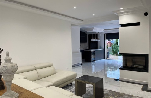Soisy-sous-Montmorency House | Large family home. Villa at the gateway to Paris