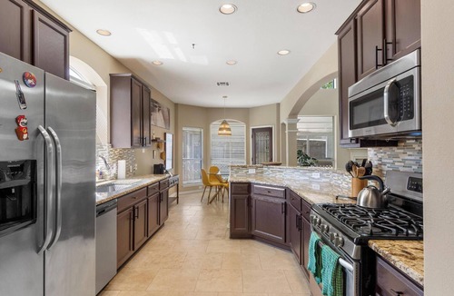 Manor House | Large family and pet friendly home with game room, multiple TVs, and ping pong!