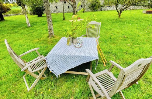 Cormolain House | Large family farmhouse in tranquil setting
