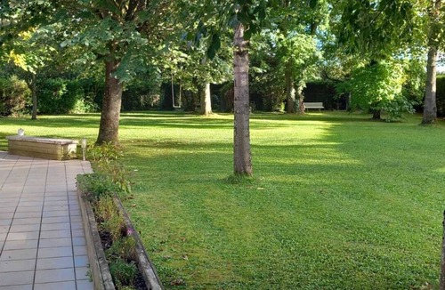 Mandres-les-Roses House | Large family home near Paris and Disney