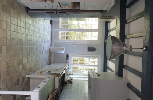 Le Home House | Large family home 3 minutes walk from the beach