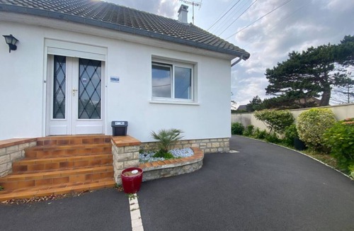 Asnelles House | Large family home 50m from the beach