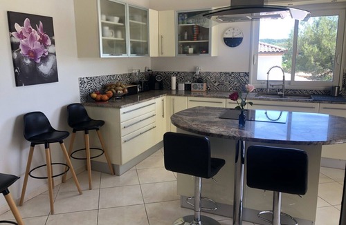 Grabels House | Large family home