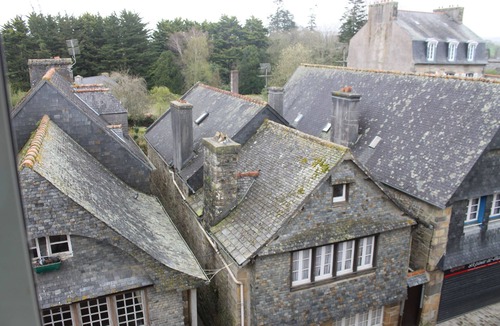 Le Faou House | Large family home